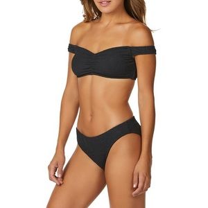 Radio Fiji Wns Santa Fe Tahani Textured  Top